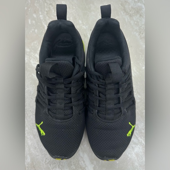 Boys puma shoes Sz 6C - Picture 7 of 8